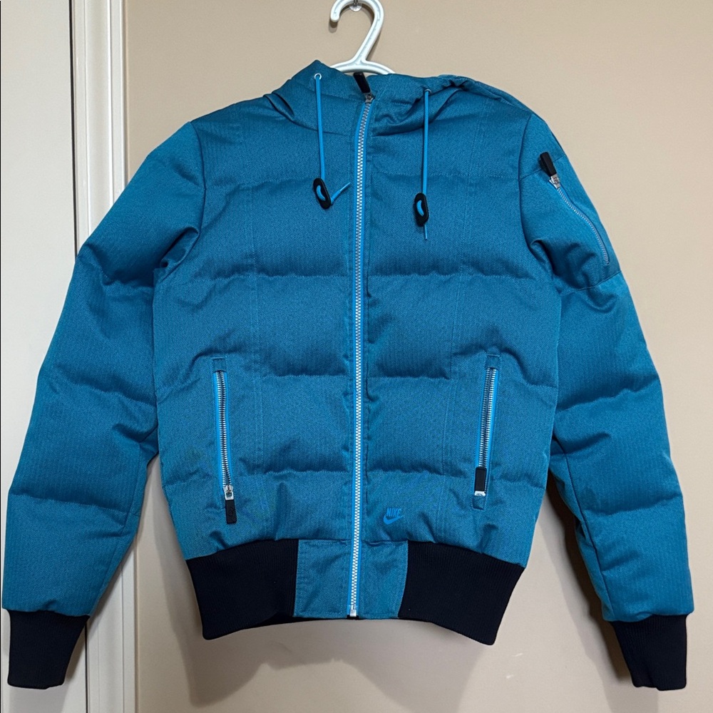 Nike Blue Puffer Jacket with Black Accents